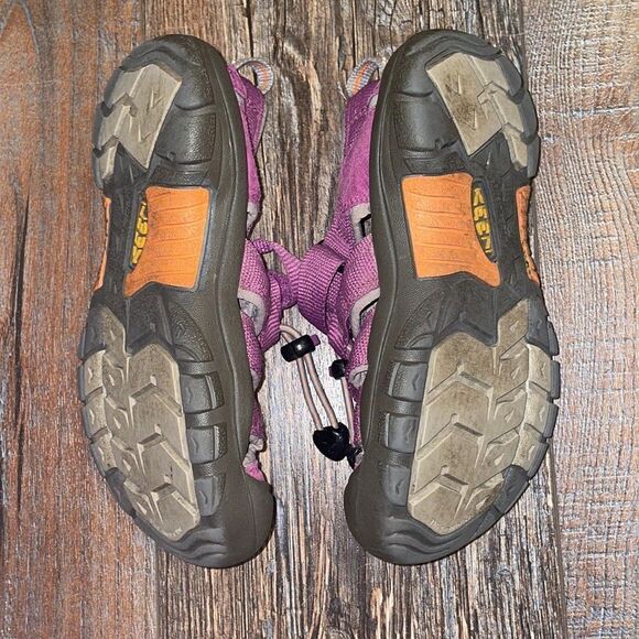 Keen Newport Lavender Sandals - Picture 5 of 7